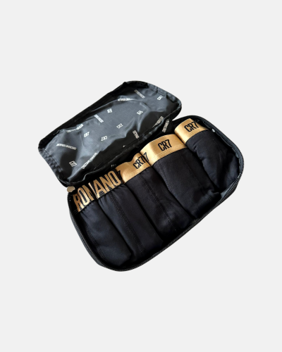 cr7-8123-2900-studio-original-pixels-20260915.png